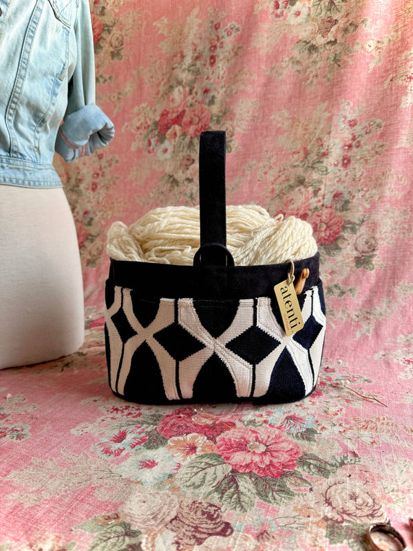 Forever Caddy– Knitting and Crochet Organizer Project Bag