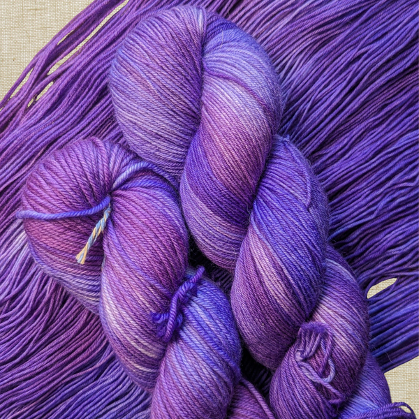 Spirit– Hand-Dyed Merino Yarn - Briar Patch Fibre Co