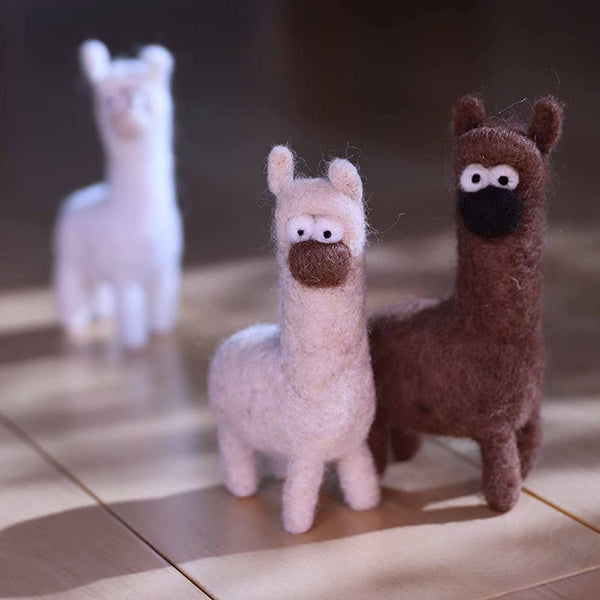 Llama – DIY Needle Felting Kit